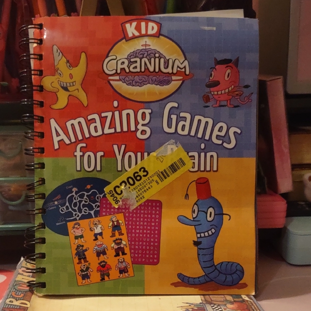 Hasbro Kid Cranium Amazing Games Book - Multicolor